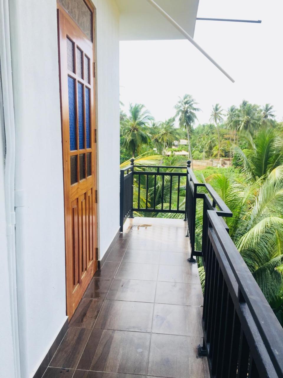 Sanjula Apartments Hikkaduwa Exterior photo